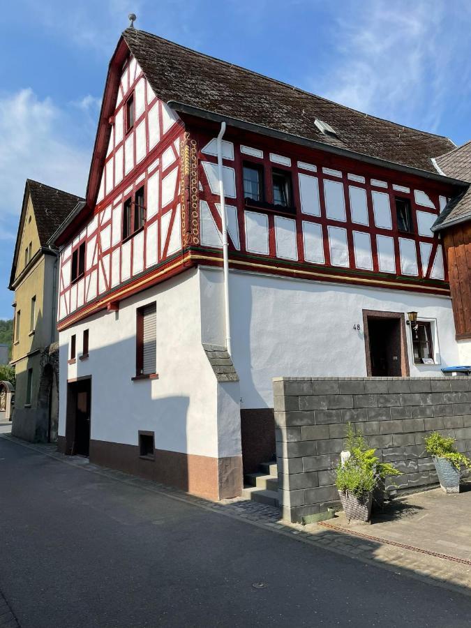 Fachwerk-Romantik 2 An Der Mosel Treis-Karden Exterior foto
